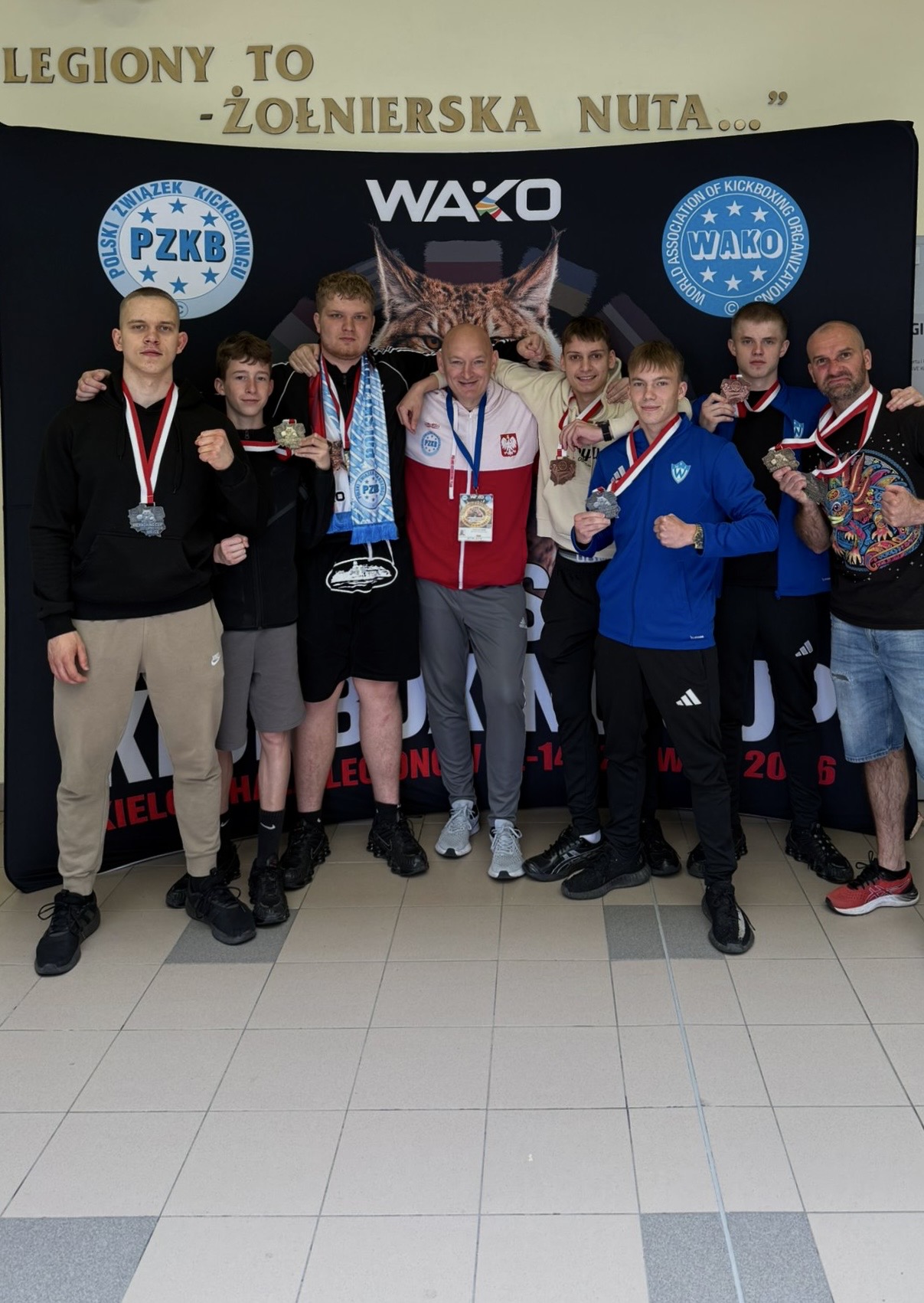 Zawodnicy klubu z medalami